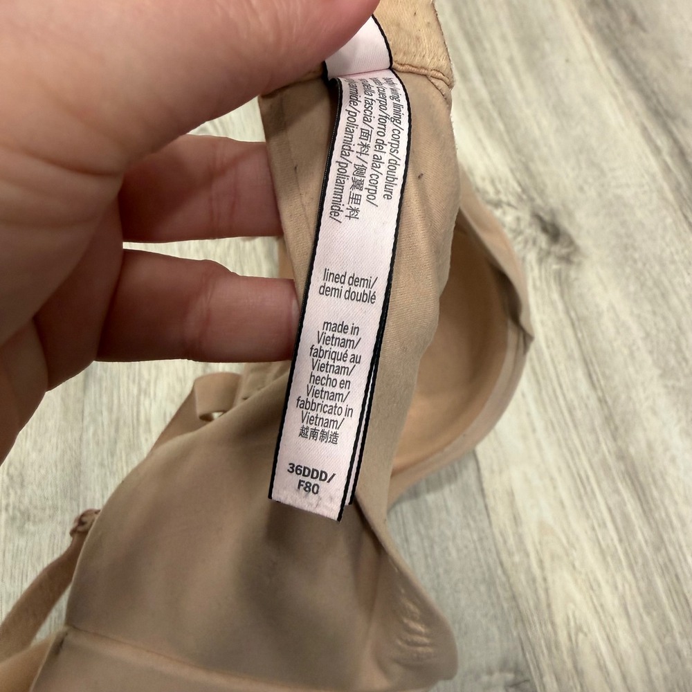 Victoria's Secret Tan Lined Demi Bra 36DDD Nude Seamless Underwire - Picture 4 of 5